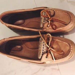 Size 6 Women’s Sperrys